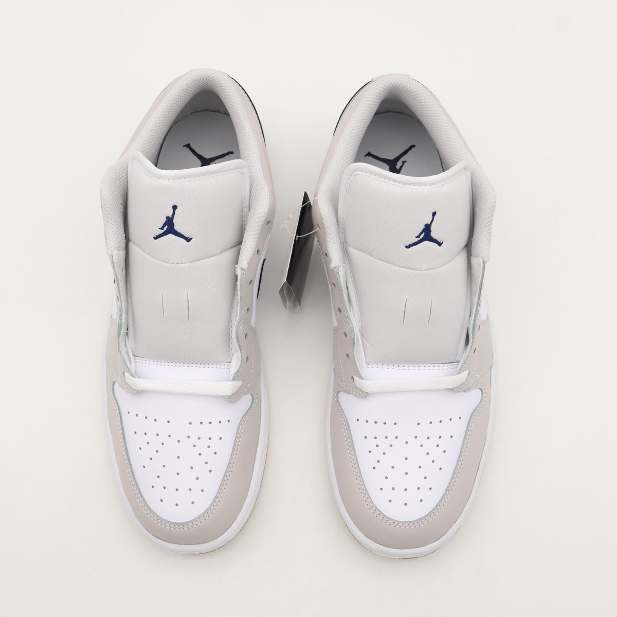 553558-146 Nike Air Jordan 1 Low Georgetown (Men's)