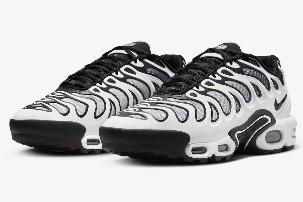FV4081-102 Nike Air Max Plus Drift Summit White Metallic Silver Black (Women's)