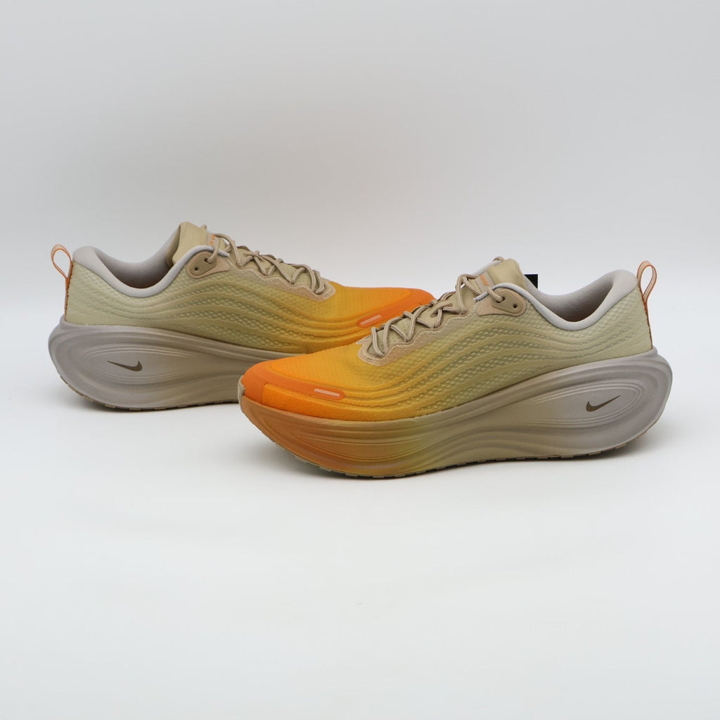 IV4522-200 Nike Vomero Plus "Cheat Day" (Men's)