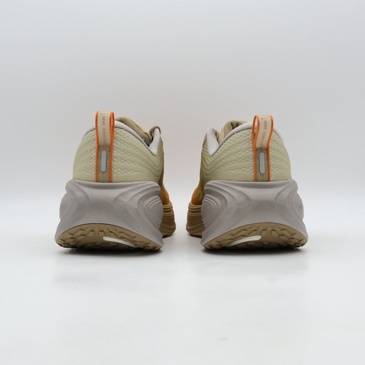 IV4522-200 Nike Vomero Plus "Cheat Day" (Men's)
