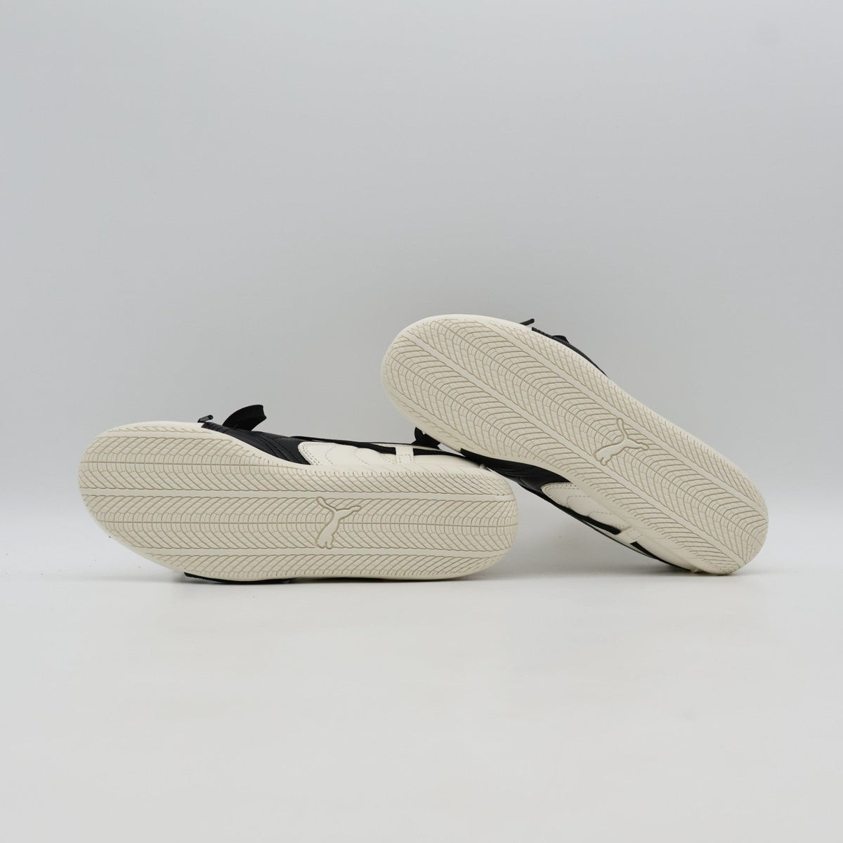 404390-01 BLACKPINK ROSE Puma Speedcat LEA Warm White PUMA Black (Women's)