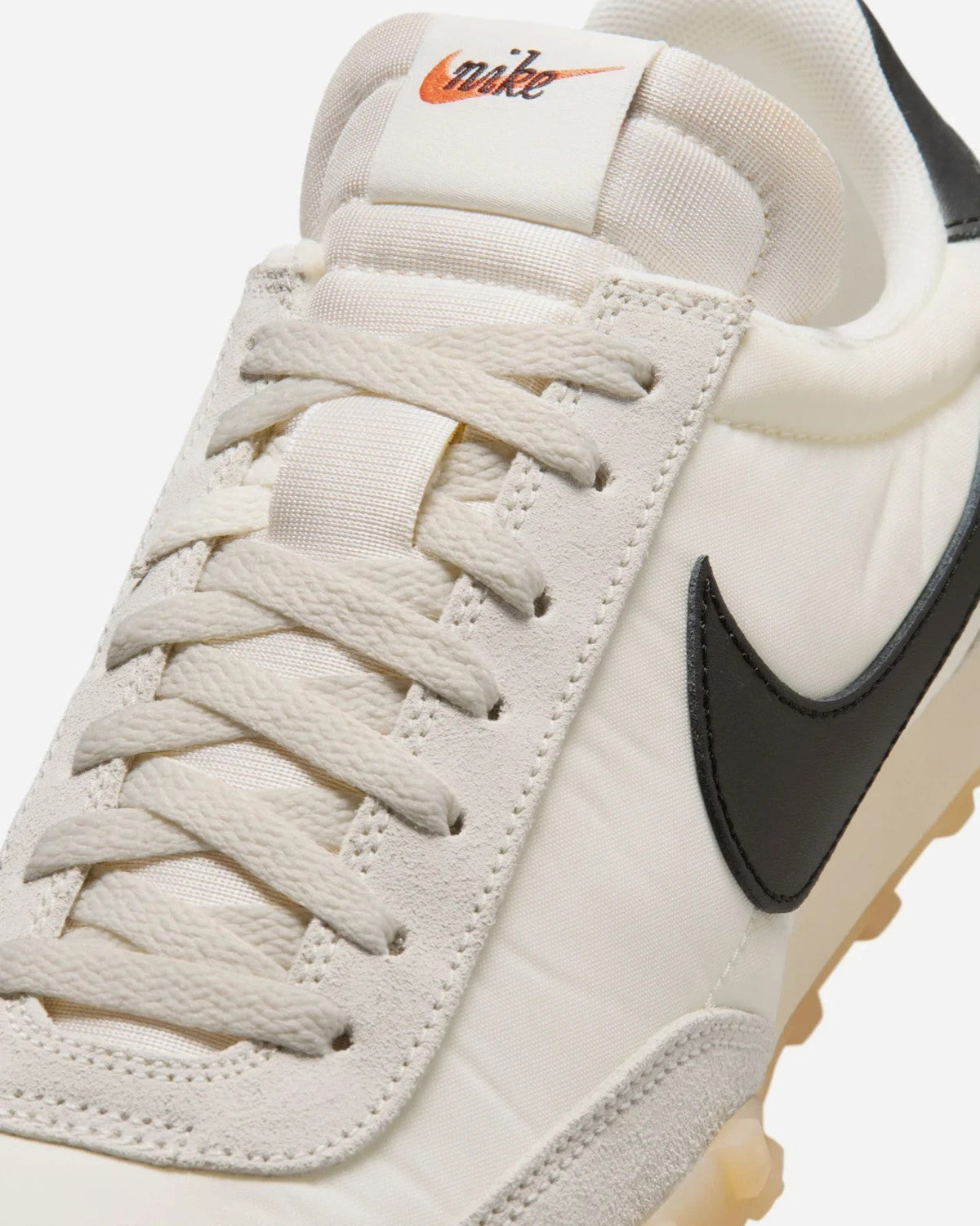 IM8658-101 Nike Waffle Racer Shoes (Men's)