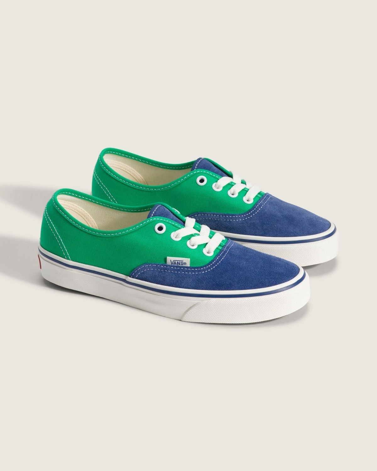 VN000EHHNVY Vans Authentic "Navy"