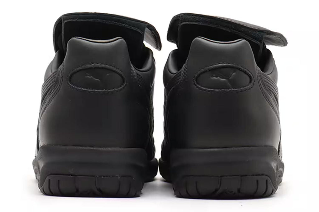 404083-01 Lack of Guidance Ã Puma King Indoor Triple Black (Men's)