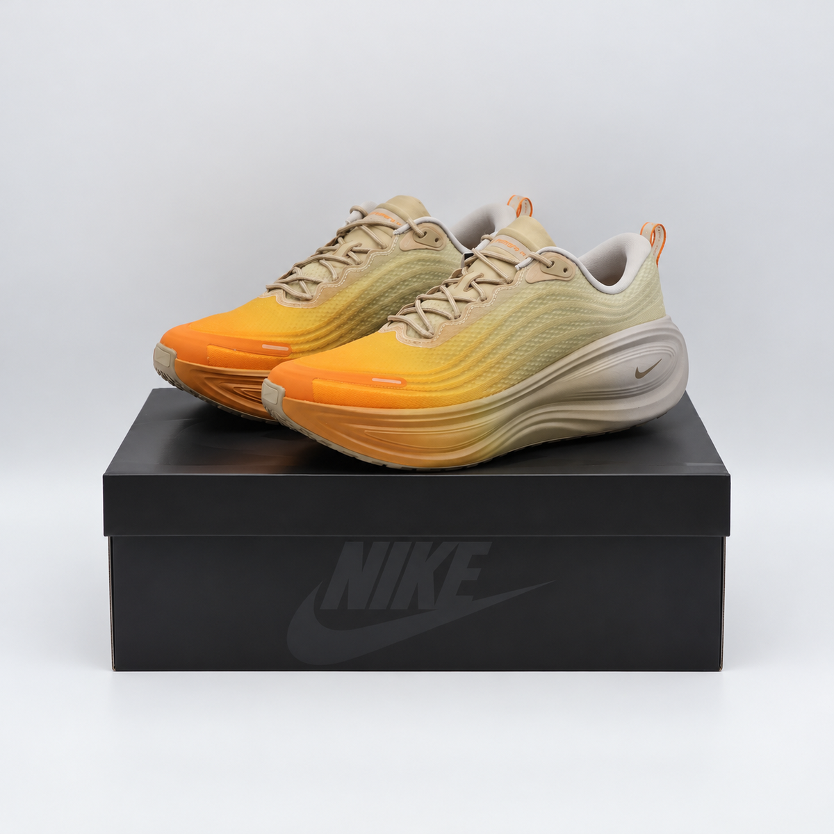 IV4522-200 Nike Vomero Plus "Cheat Day" (Men's)