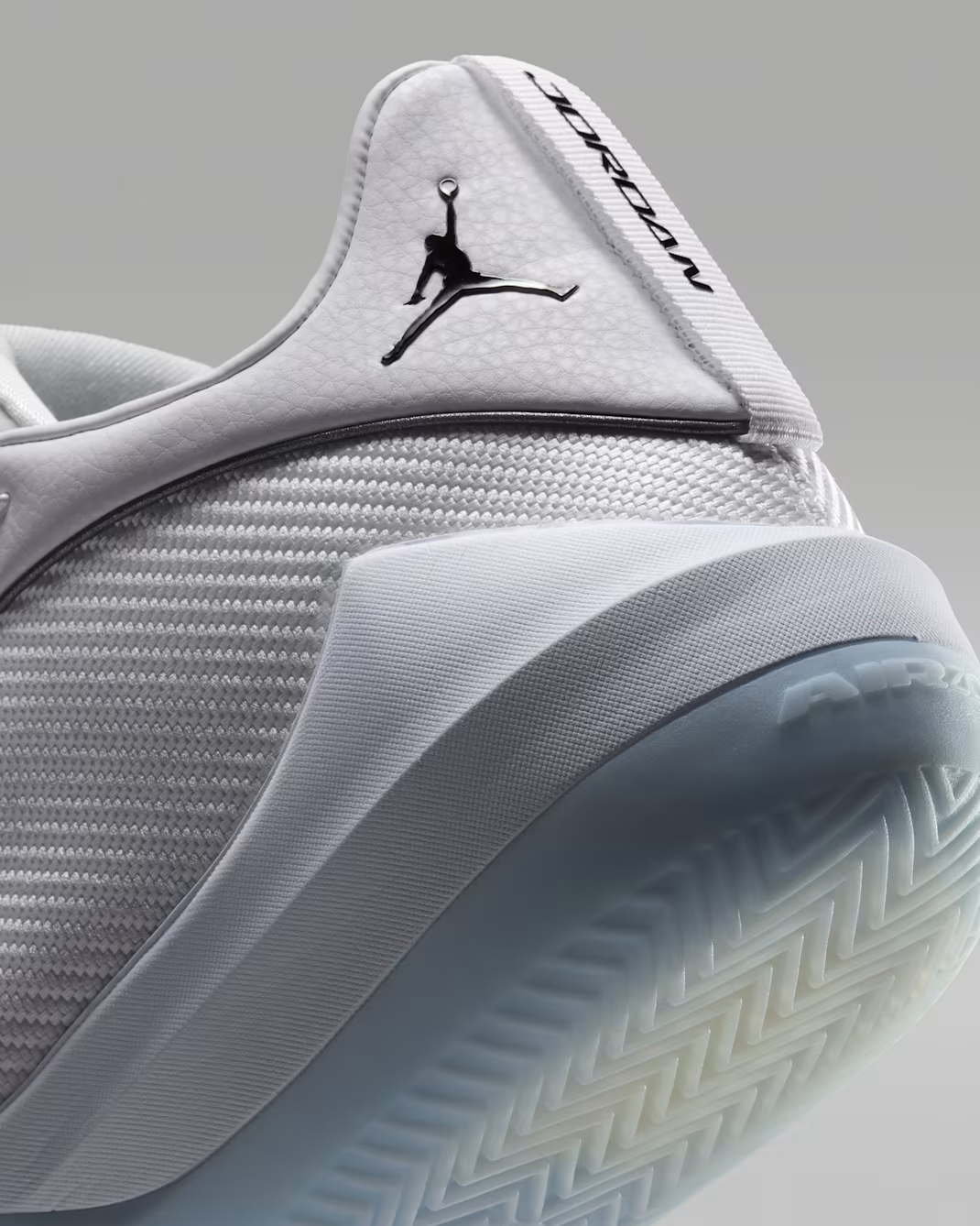 IO0424-100 Nike Air Jordan Triangle "White/Black" (Men's)