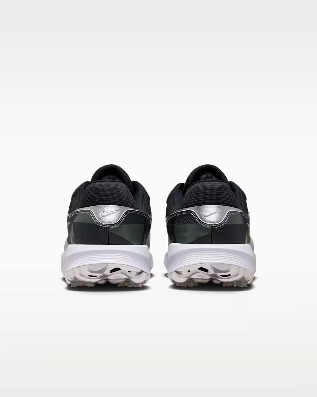 IO4672-100 Nike Victory Pro 4 "White/Metallic Silver" (Men's)