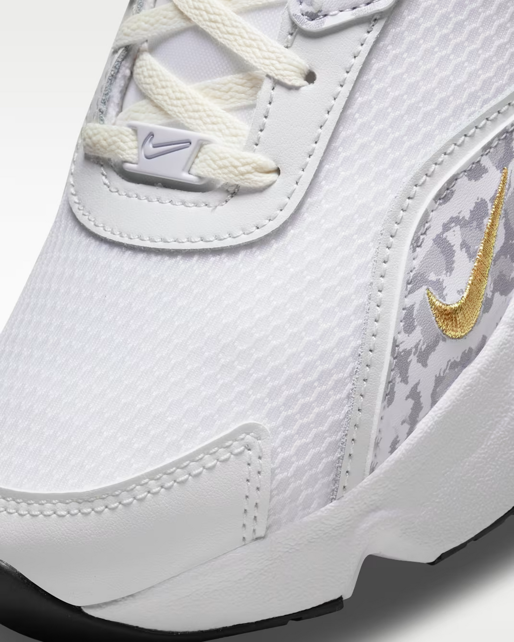 DO2797-100 Nike RYZ 365 2 "White/Archaeo Brown" (Women's)