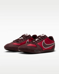 IV5668-600 Nike Sprint Sister "Mystic Dates/Tough Red" (Women's)