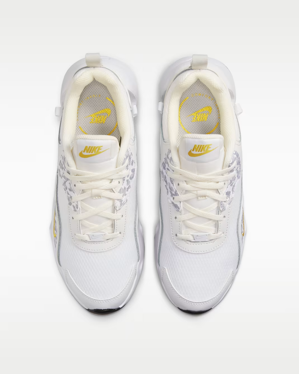 DO2797-100 Nike RYZ 365 2 "White/Archaeo Brown" (Women's)