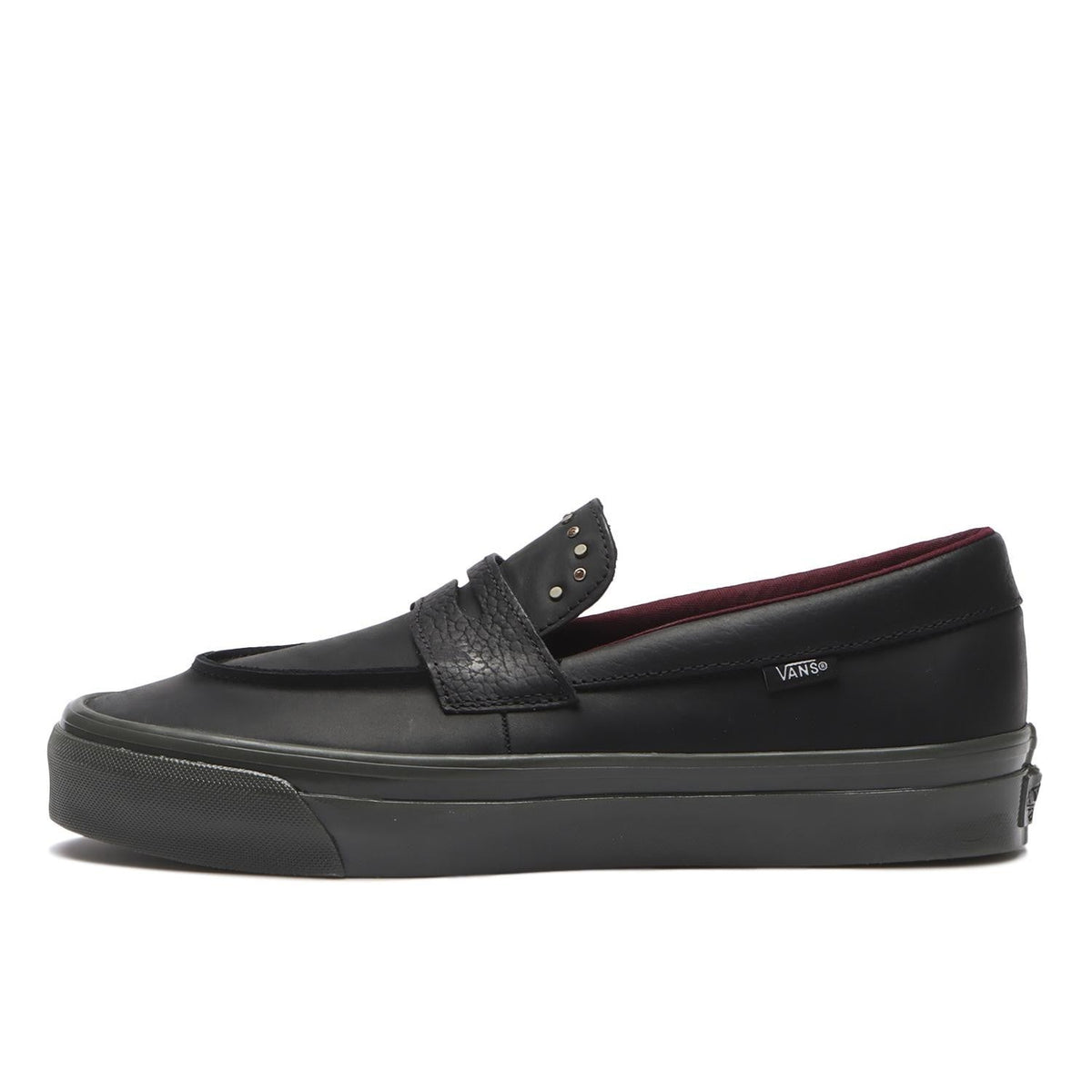 VN000VATBLK Vans Premium Loafer 53 Hardware "Black"