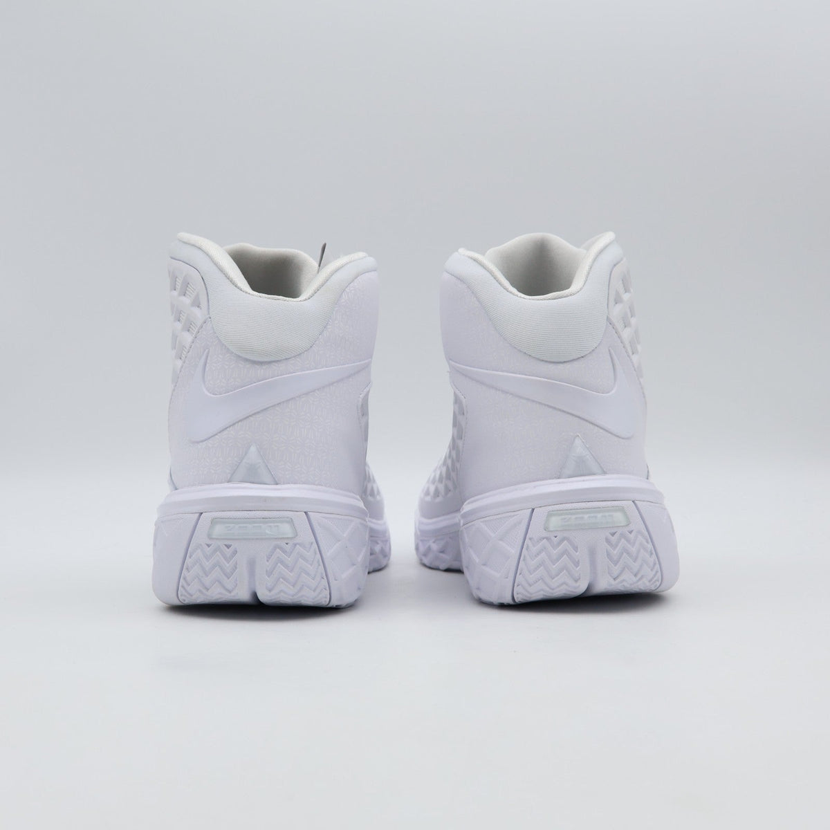HM4351-100 Nike Kobe 3 Protro Halo (Men's)